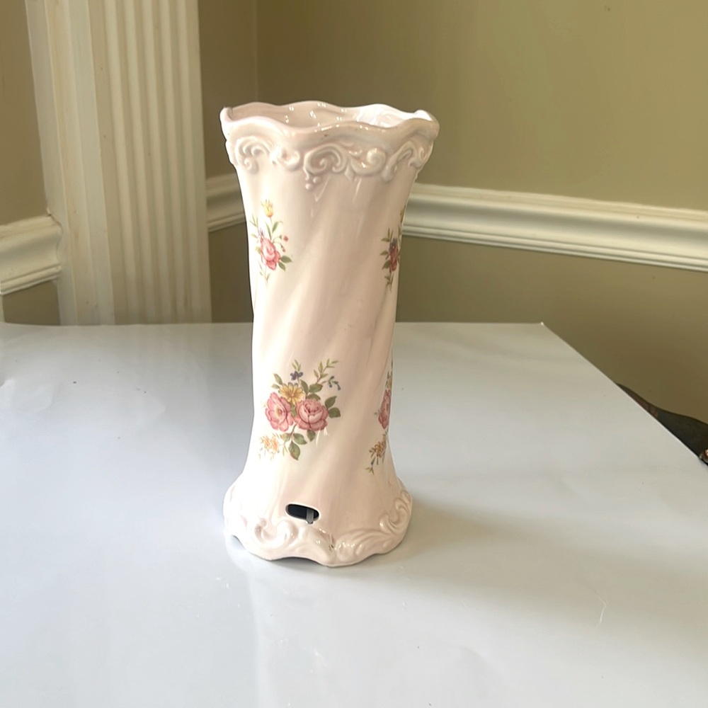 Ceramic Floral Musical Vase, Pink Musical Vase